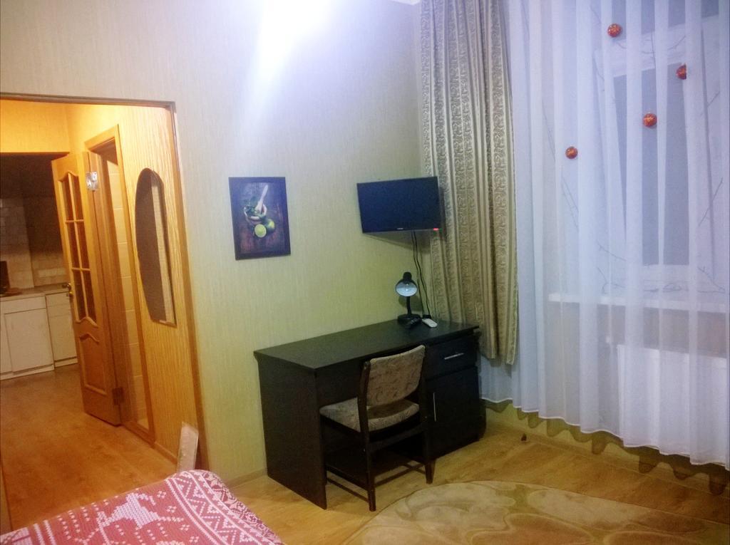 Apartment Zamkovaya 14 Grodno Esterno foto